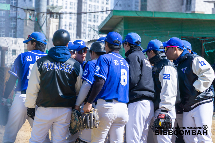 [2026 3월호 vol.73] INSIDE BASEBALL: 2026, 승리를 향해 치고 달릴 연세대학교 야구부